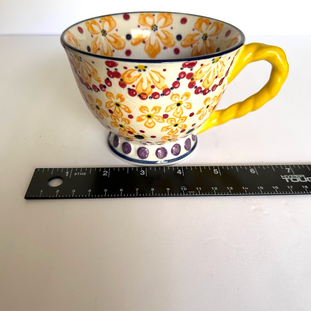 Anthropologie Pedestal Mug Akila With A Twist Yellow Handle Retired - Picture 6 of 7